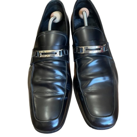 Prada Men's Black Leather Loafers with Silver Tone Buckle Detail Size 7 - Picture 3 of 16
